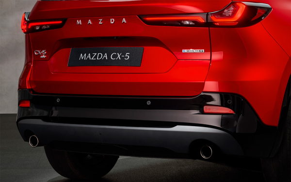
            Представлен кроссовер Mazda CX-5 нового поколения. Первый обзор
        