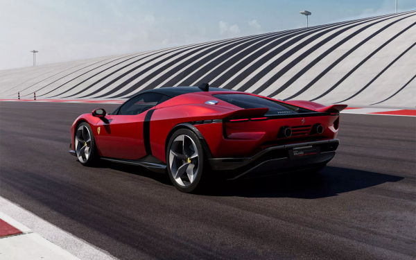 
            Ferrari показал самый мощный серийный суперкар 849 Testarossa
        