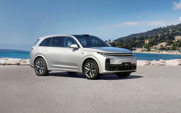 
            Запрет «правого руля», последствия «утиля» и новый BMW X5. Итоги недели
        