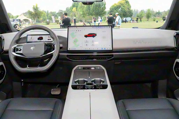 Кроссовер Ford Bronco EV дебютирует в Китае в виде гибрида и электрокара