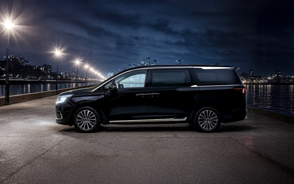 
            Новый утильсбор, камбэк Toyota и автономера через Госуслуги. Итоги недели
        